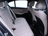 BMW Řada 3 2,0 320d 140kW XDrive Aut. DPH - náhled 12