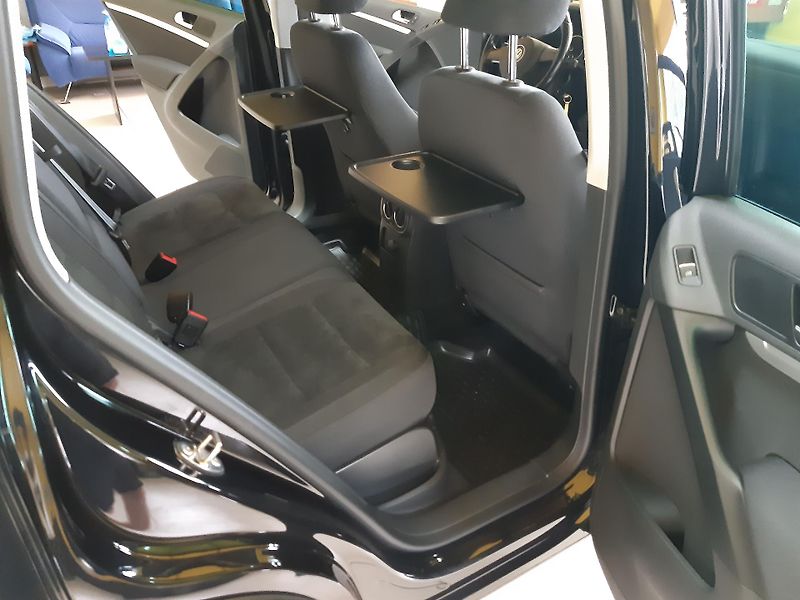 Volkswagen Tiguan 2.0 TDI 4x4 DIGIKLIMA TAŽNÉ - fotka 23 z 27