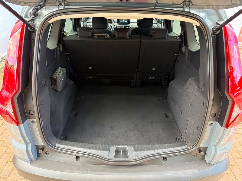 Dacia Jogger 1.0 TCe LPG Expression, ČR, 1. - fotka 10 z 24