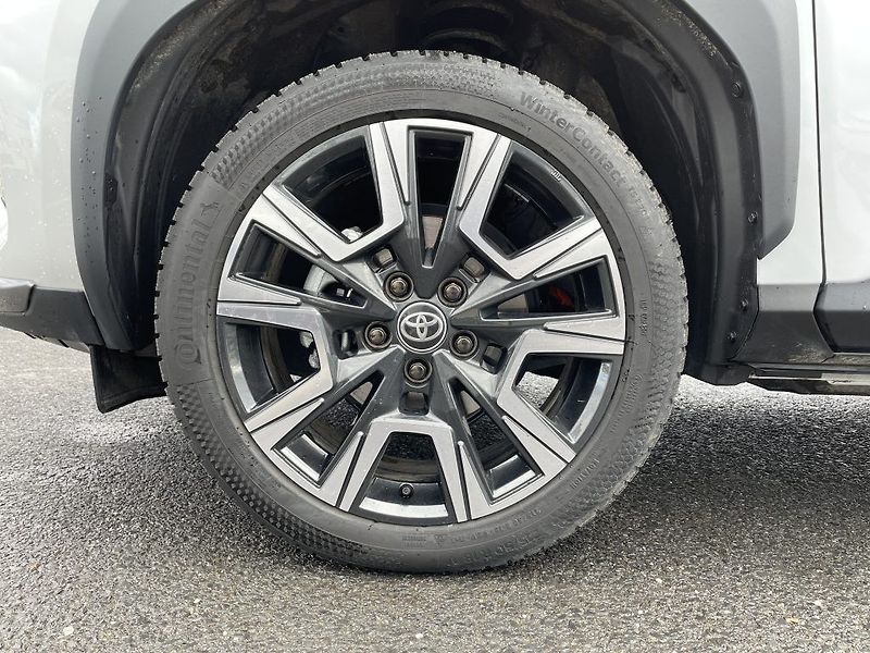 Toyota Yaris Cross 1.5 Hybrid 4x4 130k - fotka 11 z 29