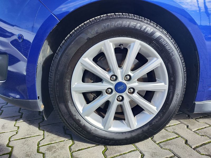 Ford C-MAX 1.5 EB/110kW  Titanium AT - fotka 27 z 27