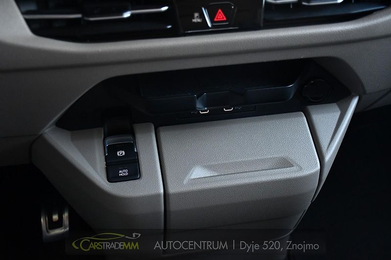 Volkswagen Multivan 2.0TDi LONG STYLE DSG IQLIGHT - fotka 33 z 57