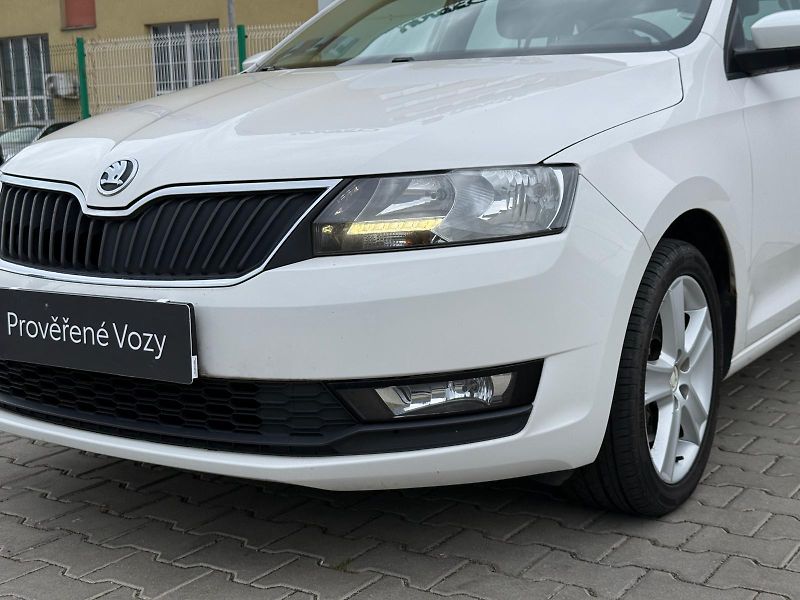 Škoda Rapid 1.0  / 81 kW - fotka 22 z 23