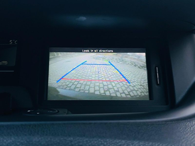 Renault Grand Scénic 1.6dCi MANUÁL KAMERA SERVISKA - fotka 32 z 44