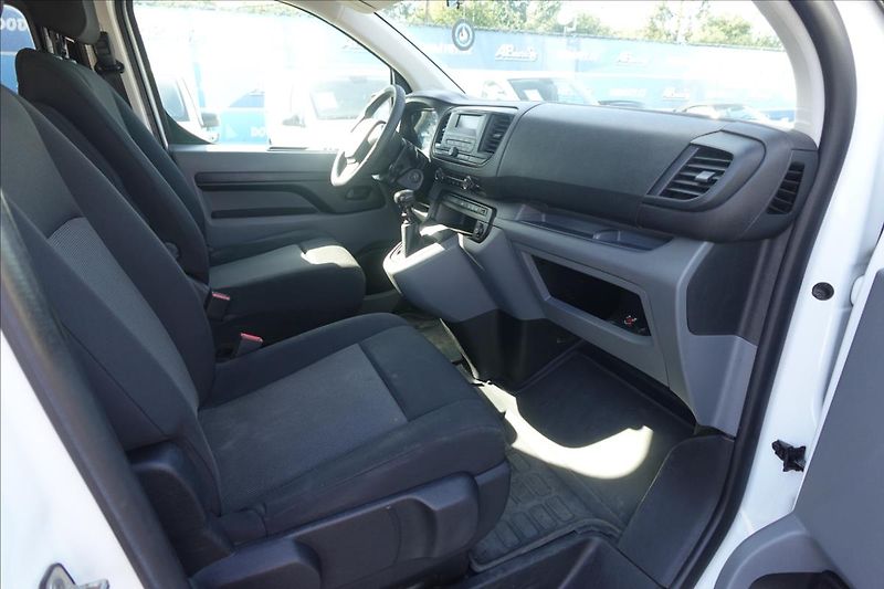 Citroën Jumpy 2,0 HDI  8 MÍST L3H1 KLIMA - fotka 18 z 37