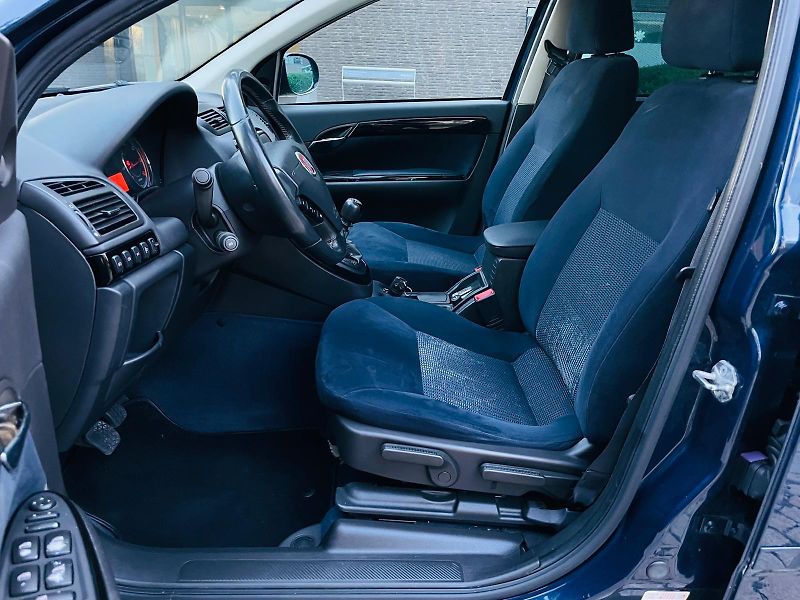 Fiat Croma 1.9D SENZORY SERVISKA TAŽNÉ - fotka 27 z 42