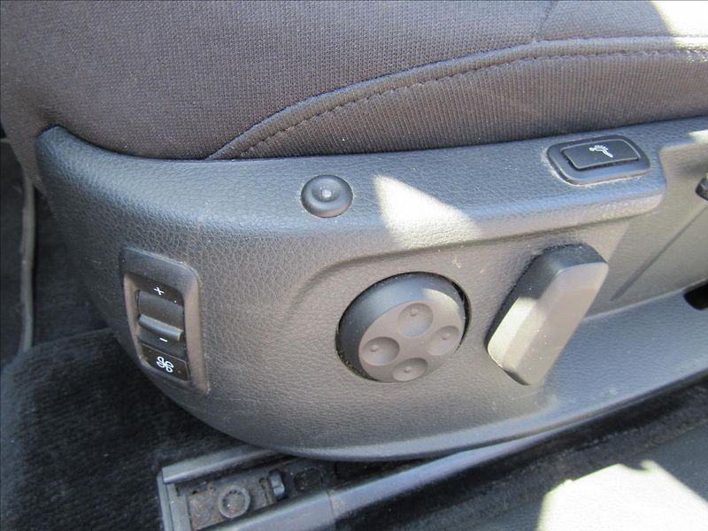 Volkswagen Passat 2,0 TDI 125kW DSG - fotka 26 z 37