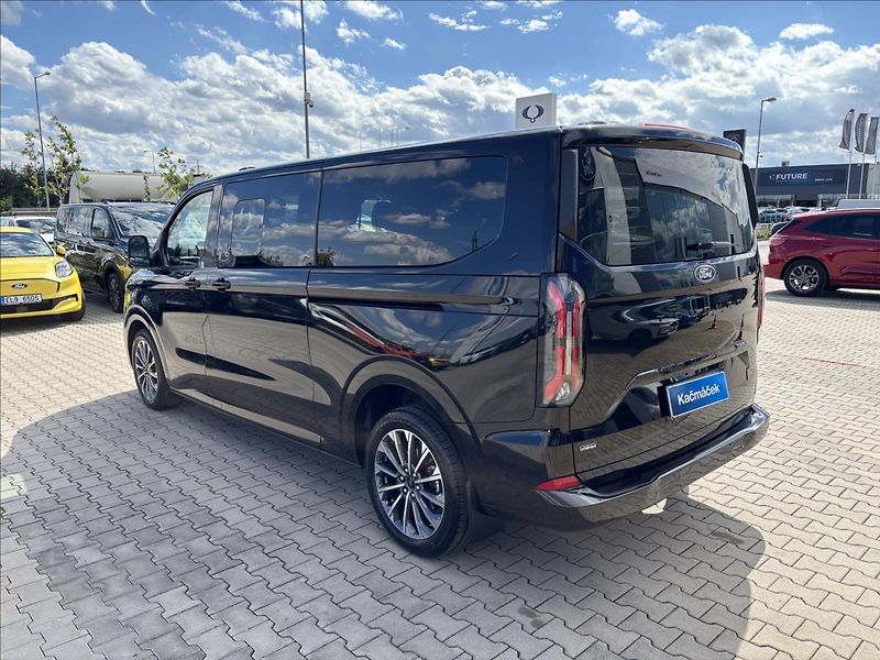 Ford Tourneo Custom 2,5 PHEV 171kW Titanium X L2 - fotka 3 z 56