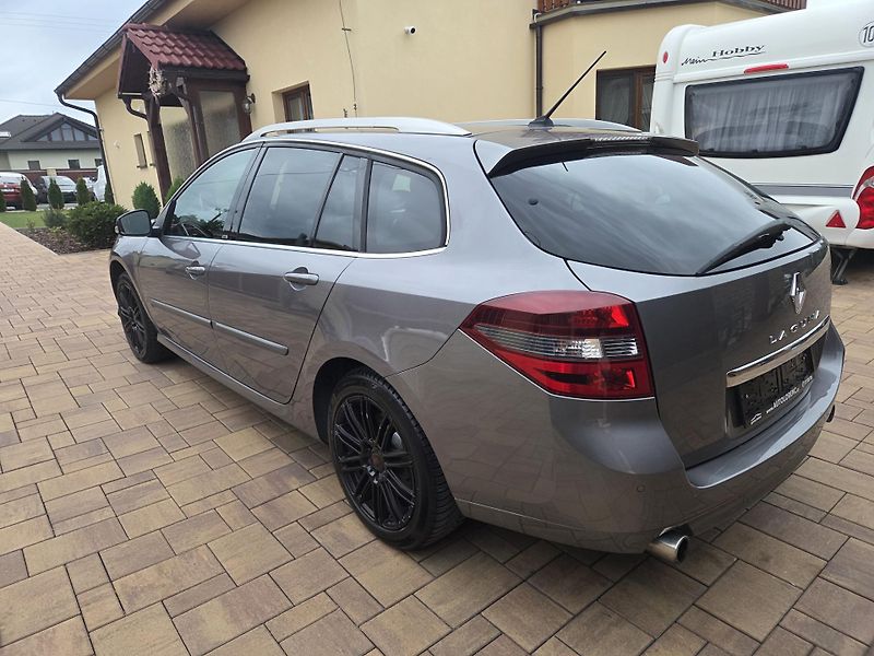 Renault Laguna 2.0DCI GT 131Kw Bose, 4Control - fotka 11 z 31