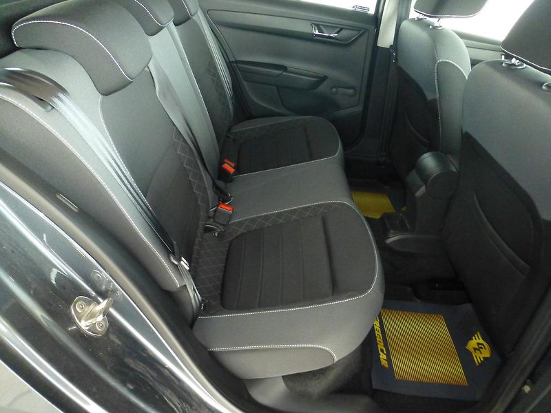 Škoda Fabia (2016) 1,2i-66KW*KLIMA**VYHŘ.SEDADLA* - fotka 19 z 23