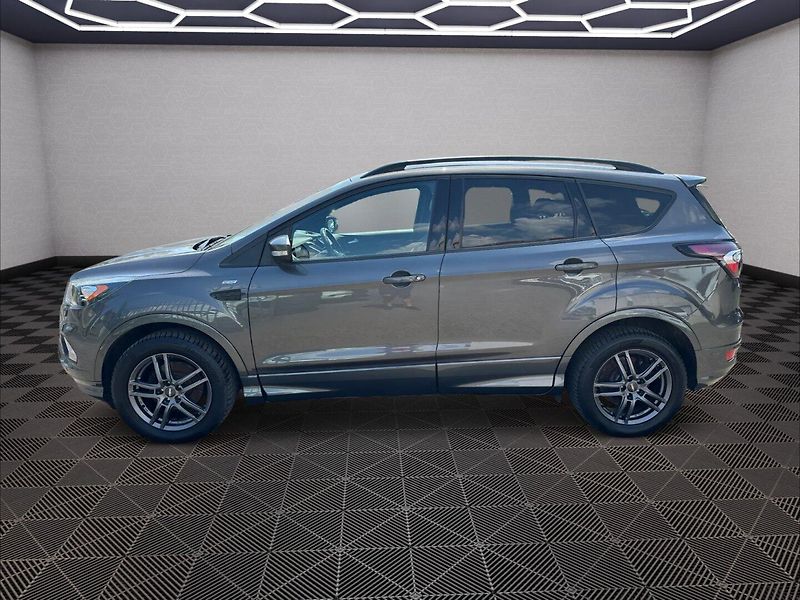 Ford Kuga (2017) 1,5 110kw EcoBoost ST-line - fotka 4 z 23