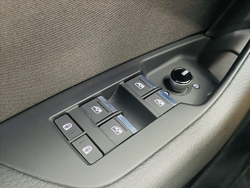 Audi A6 Avant 2,0 TFSI 195kW - fotka 12 z 24