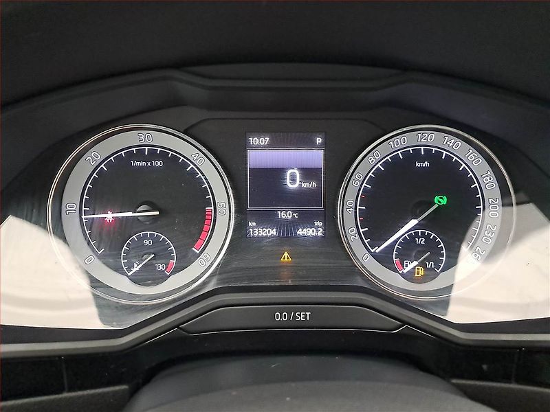 Škoda Superb (2016) Laurin&Klement 2.0 TDI 4x4 - fotka 11 z 18
