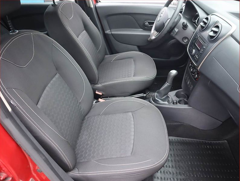 Dacia Sandero (2013) 1.2 16V, Serv.kniha, Tempomat - fotka 9 z 14