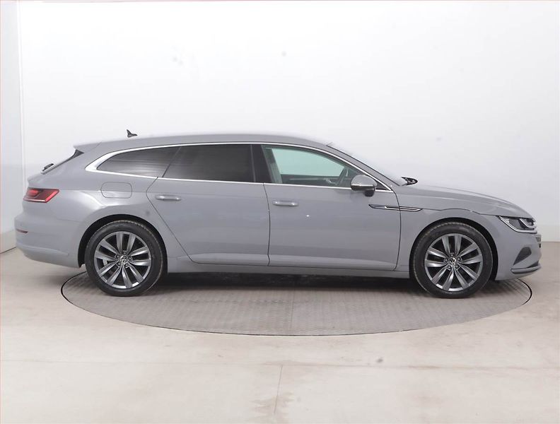 Volkswagen Arteon (2023) 2.0 TDI - fotka 6 z 21