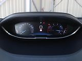 Peugeot 3008 (2018) 1.6 BlueHDi, Automat - náhled 11