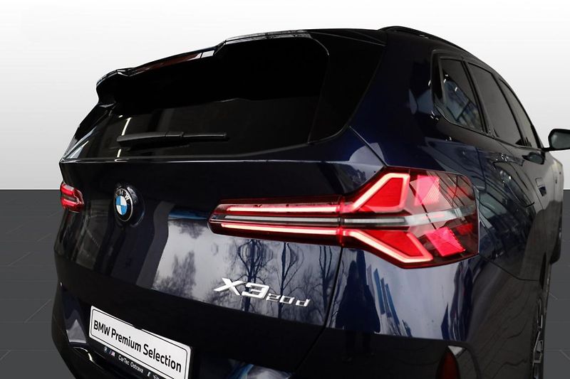 BMW X3 xDrive20d - fotka 17 z 27