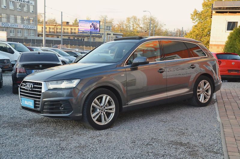 Audi Q7 (2016) 3.0TDi Q S-Line 1.MAJ./ VÝBAVA - fotka 3 z 51