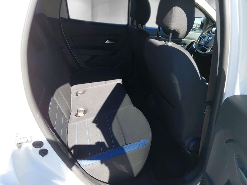 Dacia Duster (2020) 1,3 TCe 110 KW Prestige 4x4 - fotka 21 z 23
