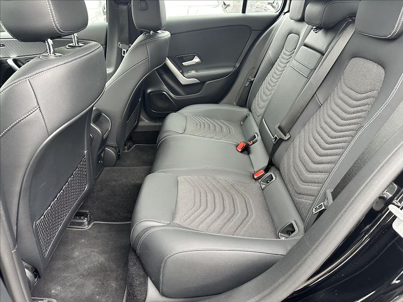 Mercedes-Benz Třídy A A 200 Progressive - fotka 11 z 12