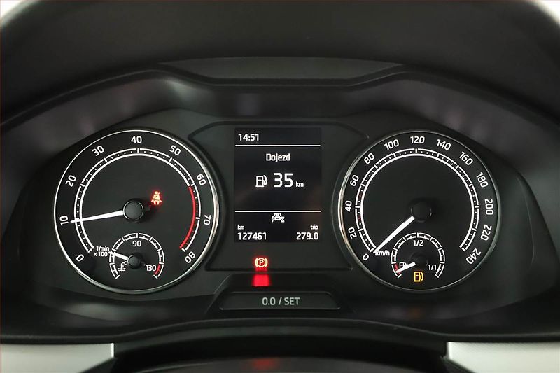 Škoda Scala (2021) 1.0 TSI, Serv.kniha, Tempomat - fotka 8 z 14