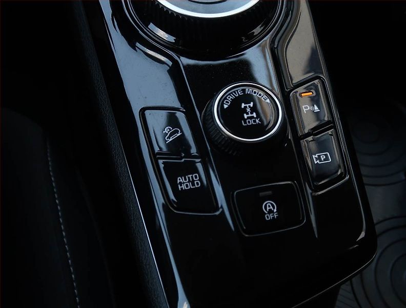 Kia Sportage (2023) Exclusive 1.6 T-GDI MHEV - fotka 19 z 25