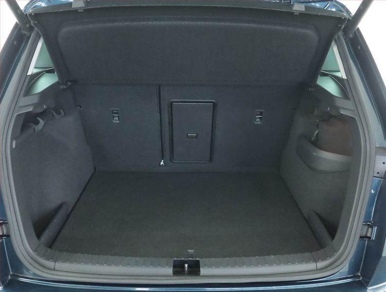 Škoda Karoq (2023) 1.5 TSI - fotka 14 z 23