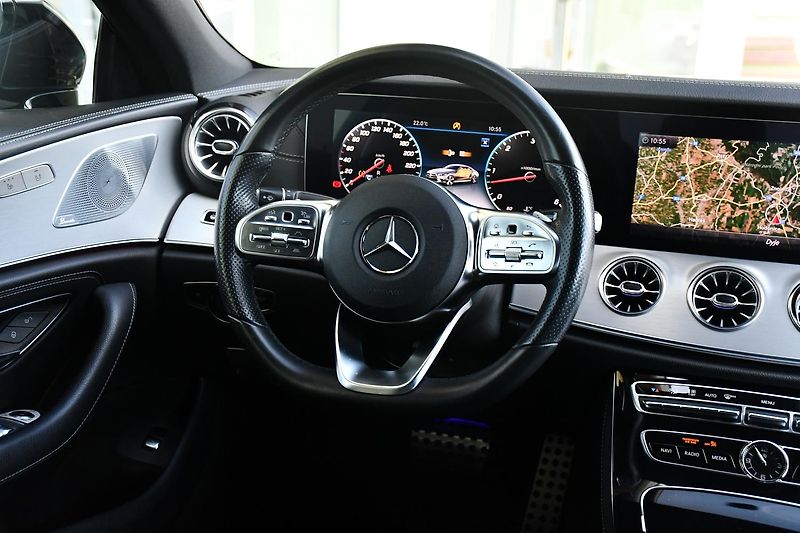 Mercedes-Benz CLS 350D AMG 4MATIC - fotka 6 z 43