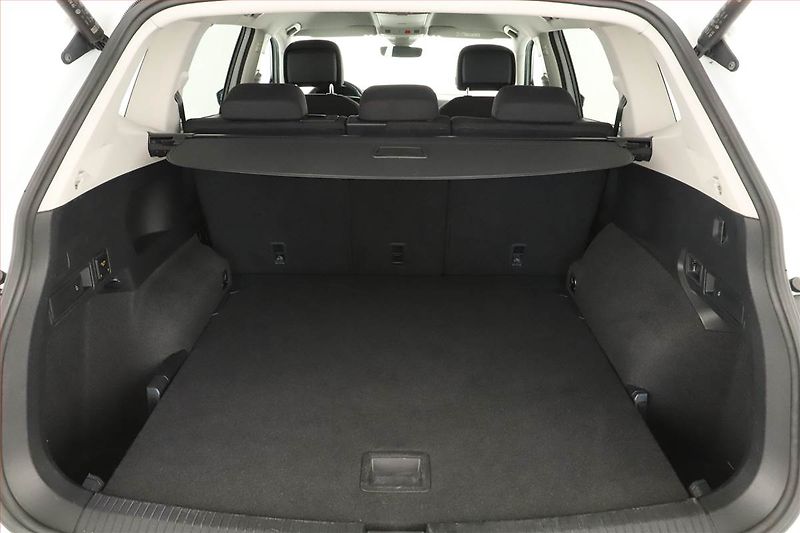 Volkswagen Tiguan Allspace (2023) Life 2.0 TDI - fotka 15 z 16