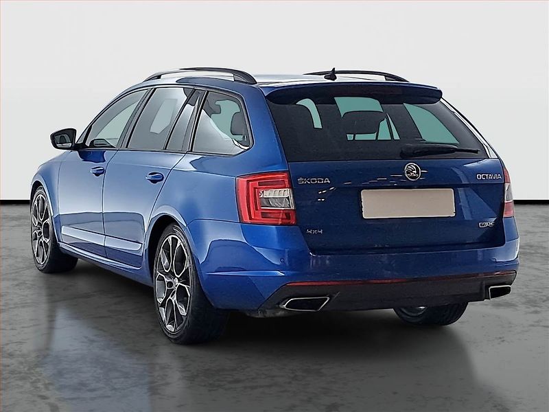 Škoda Octavia (2016) RS 2.0 TDI 4x4 DSG, 4X4 - fotka 4 z 18