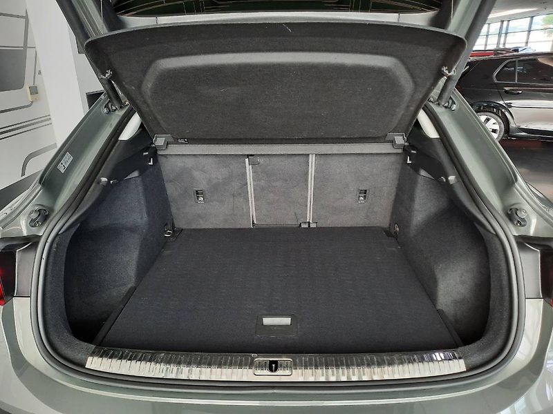 Audi Q3 (2020) 40 TDI quattro (147kW/200k) S - fotka 22 z 26