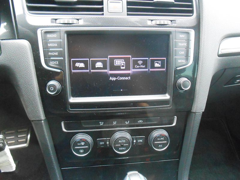 Volkswagen Golf GTE,PLUG-inHybrid,72TKm! - fotka 31 z 40