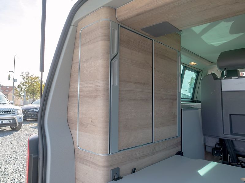 Volkswagen California (2020) 2.0TDI 4x4 DSG CALIFORNI COAST - fotka 53 z 70