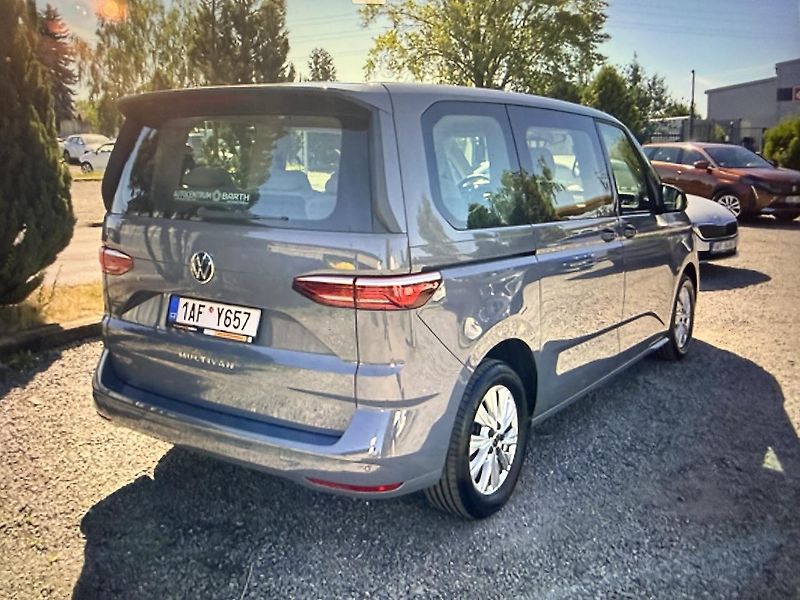 Volkswagen Multivan (2024) 2,0TSi 150kW LIFE DSG Koup.ČR - fotka 4 z 7