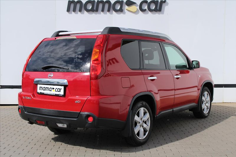 Nissan X-Trail 2.0 dCi 4x4 A/T PANORAMA ČR - fotka 3 z 3
