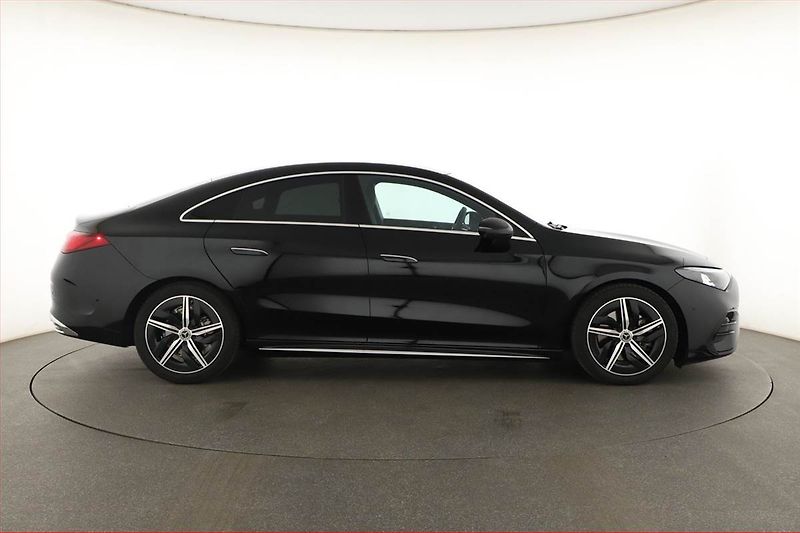 Mercedes-Benz CLA (2026) 200 - fotka 6 z 20
