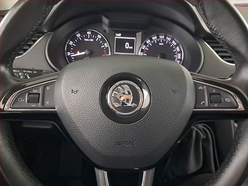 Škoda Octavia (2016) 1.2 TSI, Serv.kniha, Tempomat - fotka 16 z 19