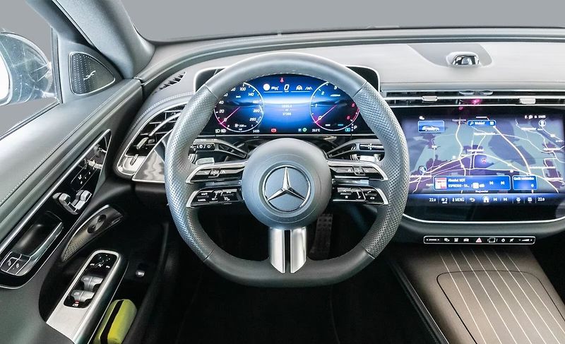 Mercedes-Benz Třídy E d AMG Premium Airmatic - fotka 10 z 12