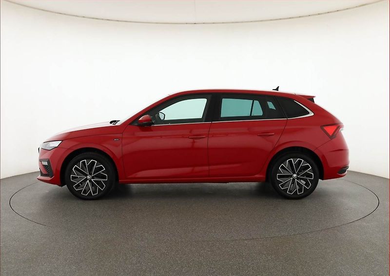 Škoda Scala (2024) 1.0 TSI - fotka 3 z 17