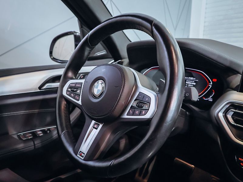 BMW X3 30d xDrive Mpaket - fotka 20 z 29