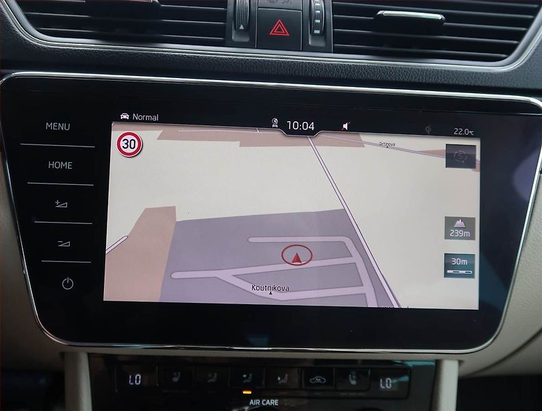 Škoda Superb (2017) Laurin&Klement 2.0 TSI, 4X4 - fotka 24 z 27