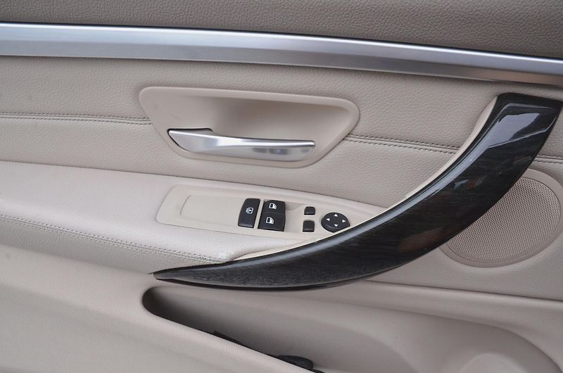 BMW Řada 4 (2015) 435d xDrive 230kW / ČR / LED   - fotka 26 z 43