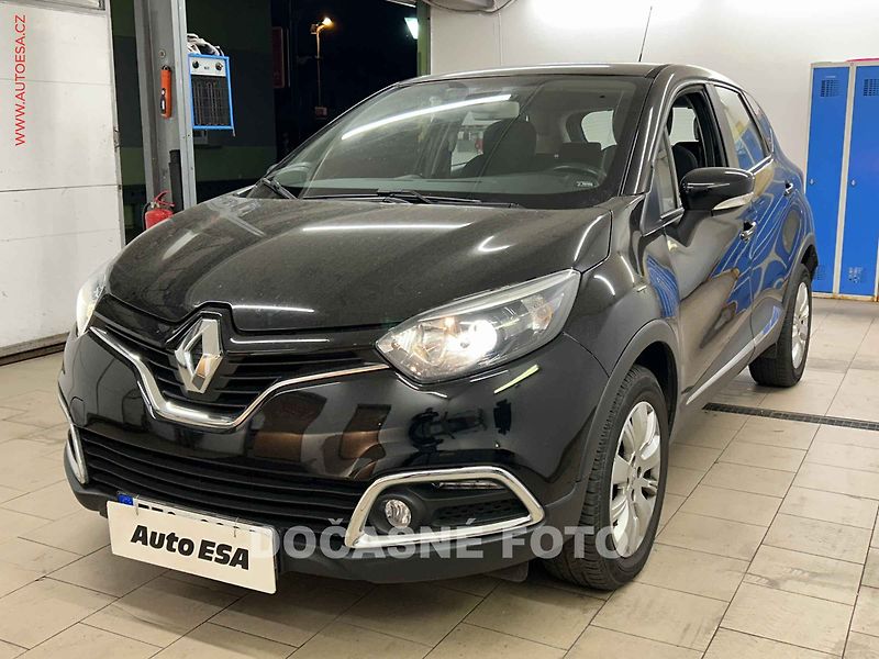Renault Captur (2016) 1.2 TCe, 2.maj,ČR, servis - fotka 1 z 3