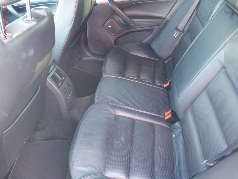 Škoda Octavia (2010) 2.0 TSi, RS, DSG - fotka 10 z 14