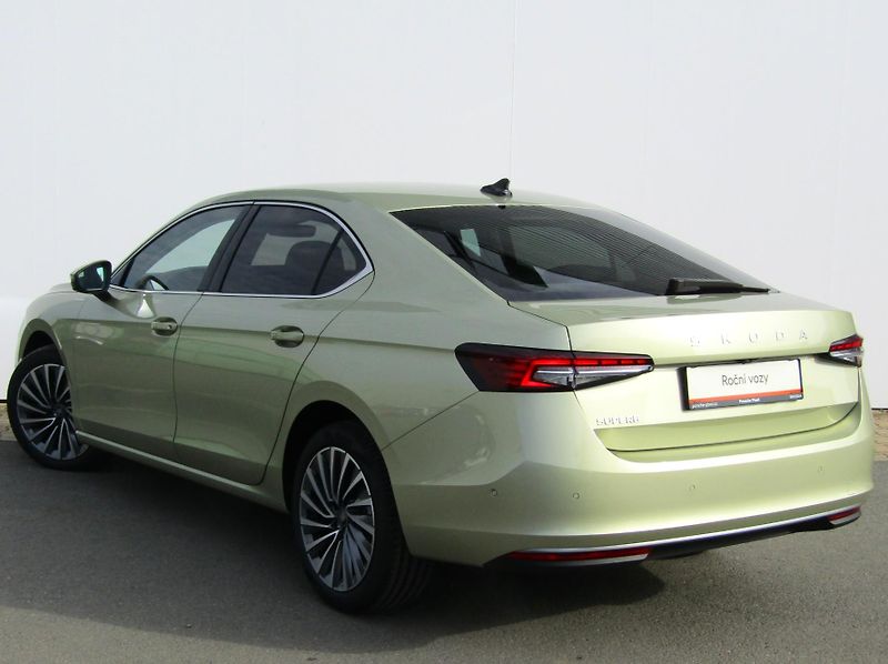 Škoda Superb (2026) L&K 2.0 TDI 110 kW DSG - fotka 13 z 30