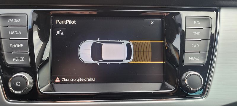 Škoda Fabia (2017) 3 1,2TSi 66kW benzín Drive - fotka 28 z 41