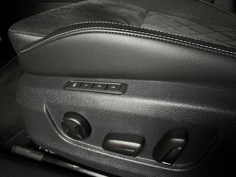 Škoda Superb 1,5 TSi  DSG Sportline Virtual - fotka 22 z 48