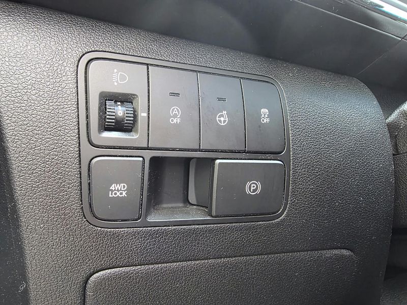 Hyundai Staria 2.2-AUTOMAT-KŮŽE-9MÍST - fotka 22 z 36