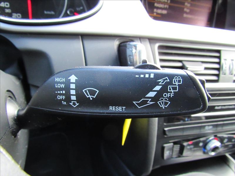 Audi A4 Avant 2,0 TDi 110kW - fotka 22 z 31
