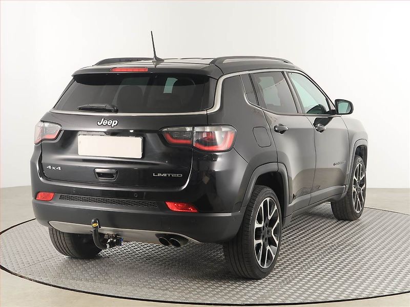 Jeep Compass (2018) 1.4 MultiAir, 4X4, Automat - fotka 5 z 20